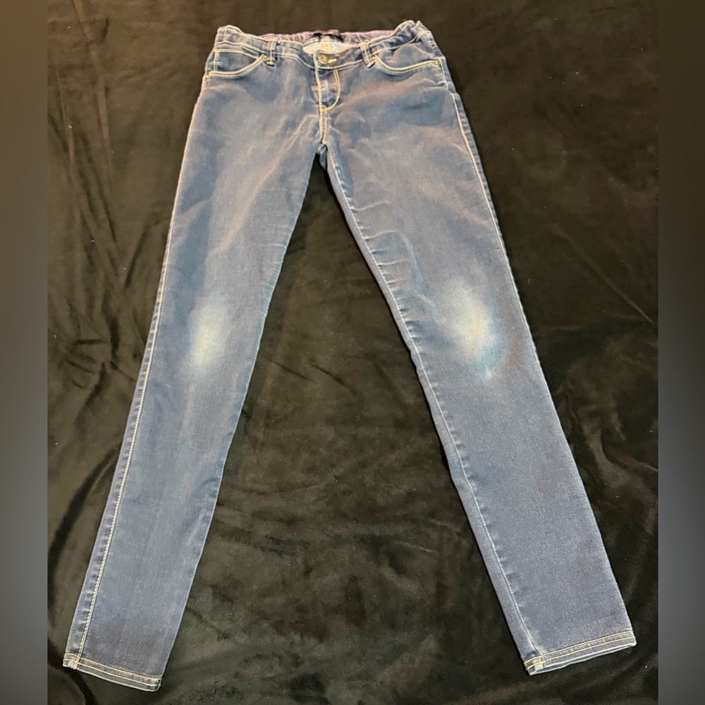 Levi’s 14R Girls Super Cute Jeans Measurements are in pictures Great Condition 🔥 - Picture 9 of 11